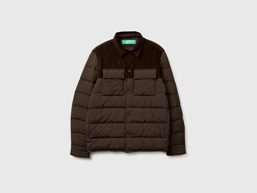 fløjlsjakke og nylon